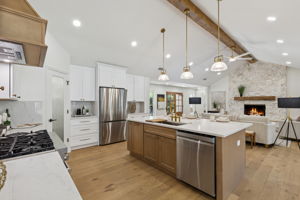 140Cedarcrest_019