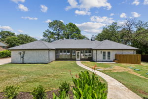 140Cedarcrest_044