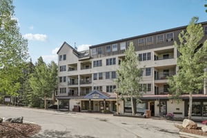 Ida Belle Dr 8283-S0407-002.jpg