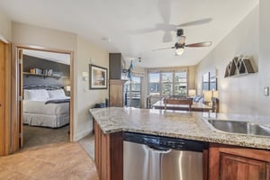 Ida Belle Dr 8283-S0407-011.jpg