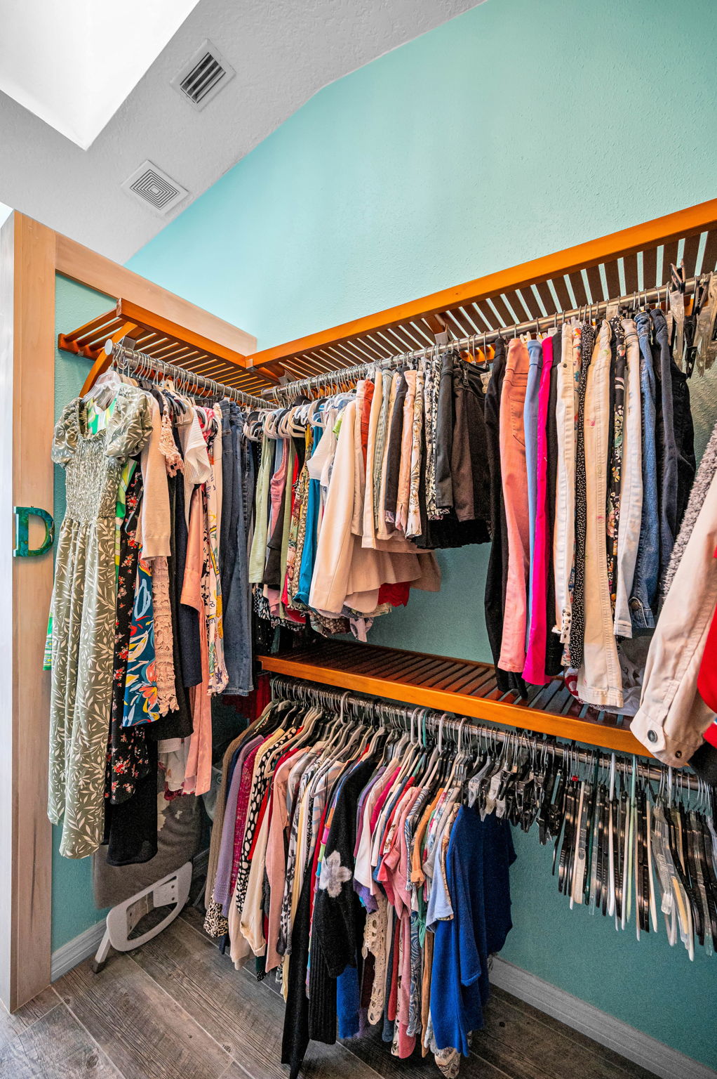 Upper Level Primary Bedroom Walk-in Closet1c