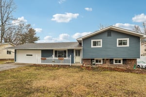 Parkhall Dr-S0503-001.jpg