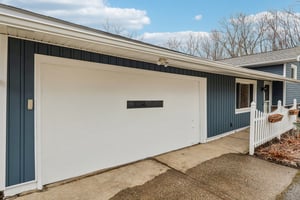 Parkhall Dr-S0503-002.jpg