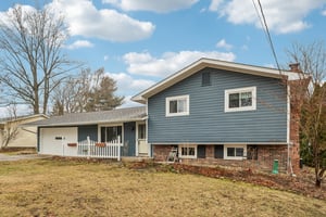 Parkhall Dr-S0503-005.jpg