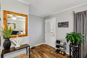 Parkhall Dr-S0503-008.jpg