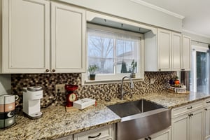 Parkhall Dr-S0503-021.jpg