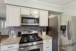 Parkhall Dr-S0503-022.jpg