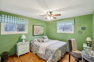 Parkhall Dr-S0503-026.jpg