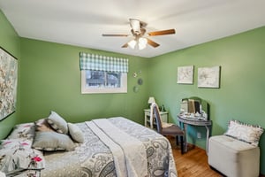 Parkhall Dr-S0503-027.jpg