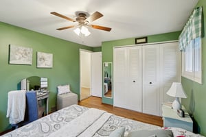 Parkhall Dr-S0503-029.jpg