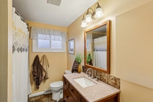 Parkhall Dr-S0503-034.jpg