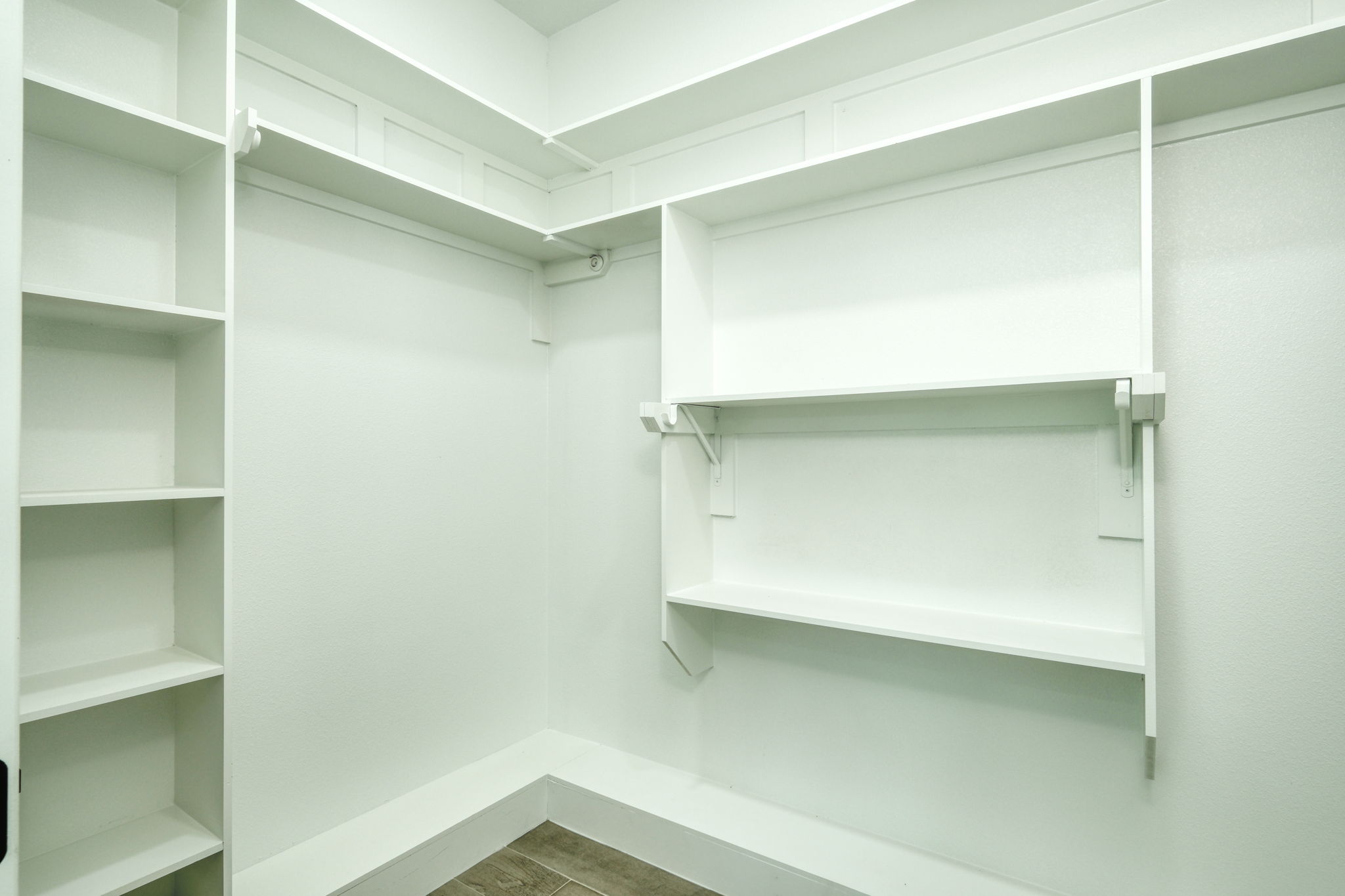 Primary Bedroom Closet