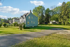 River Edge Ave-1305-003.jpg