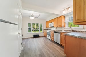 River Edge Ave-1305-017.jpg
