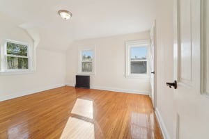River Edge Ave-1305-019.jpg