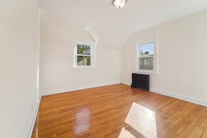 River Edge Ave-1305-020.jpg