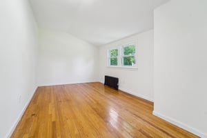 River Edge Ave-1305-026.jpg