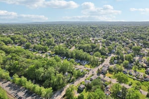 River Edge Ave-1305-053.jpg