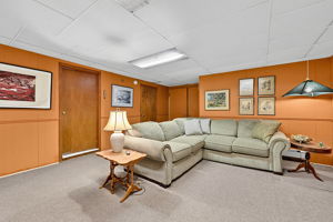  Photo 49