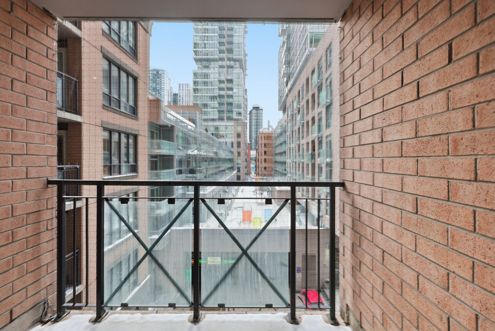 Toronto property showcase — delivered property photograph 35