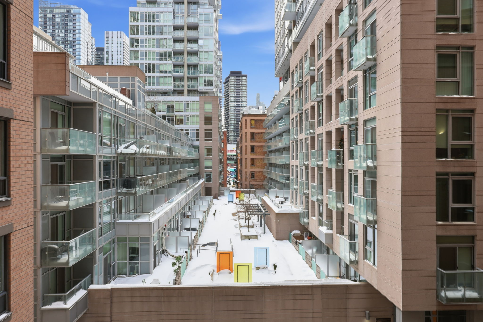 Toronto property showcase — delivered property photograph 37