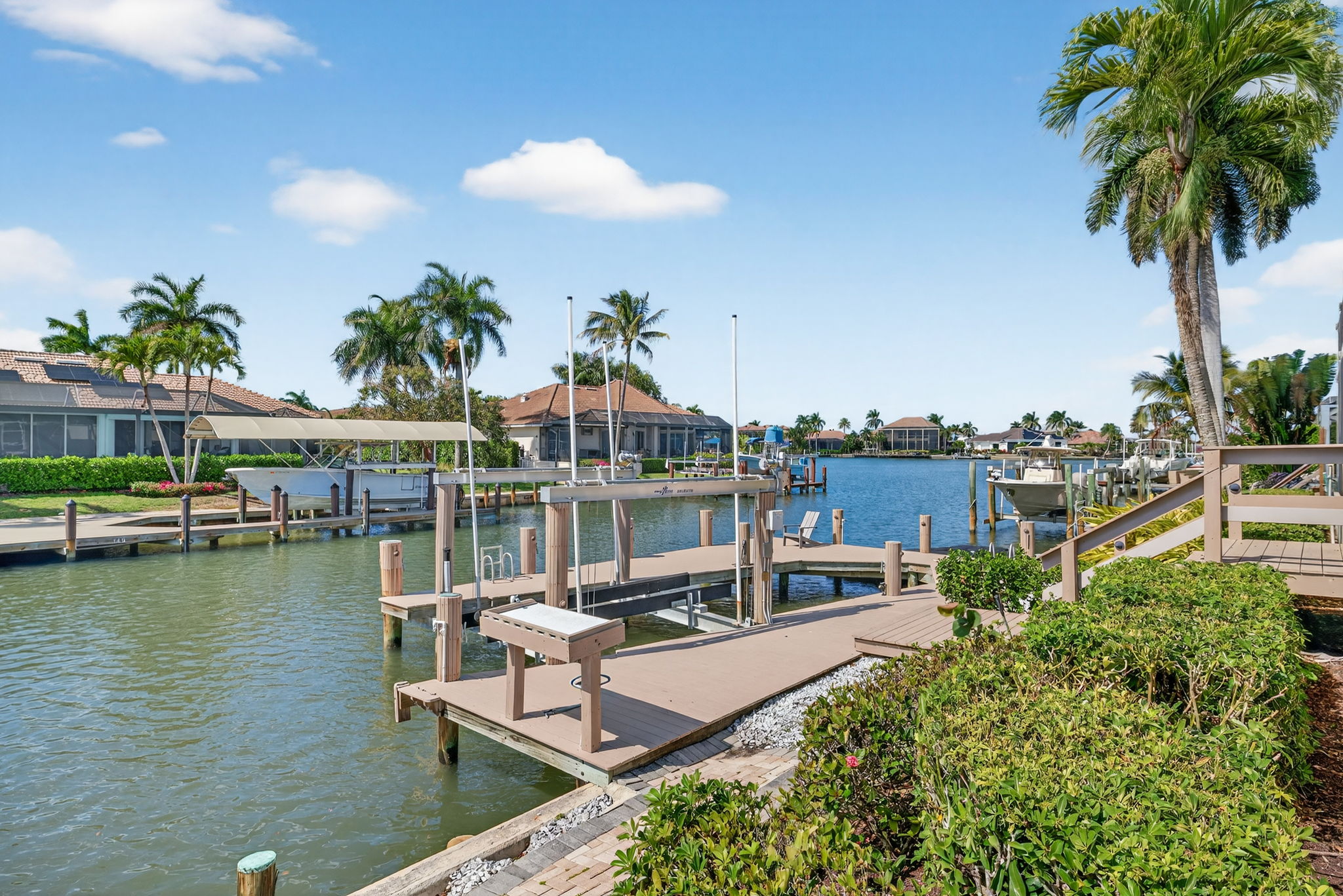 Dock 1 of 2