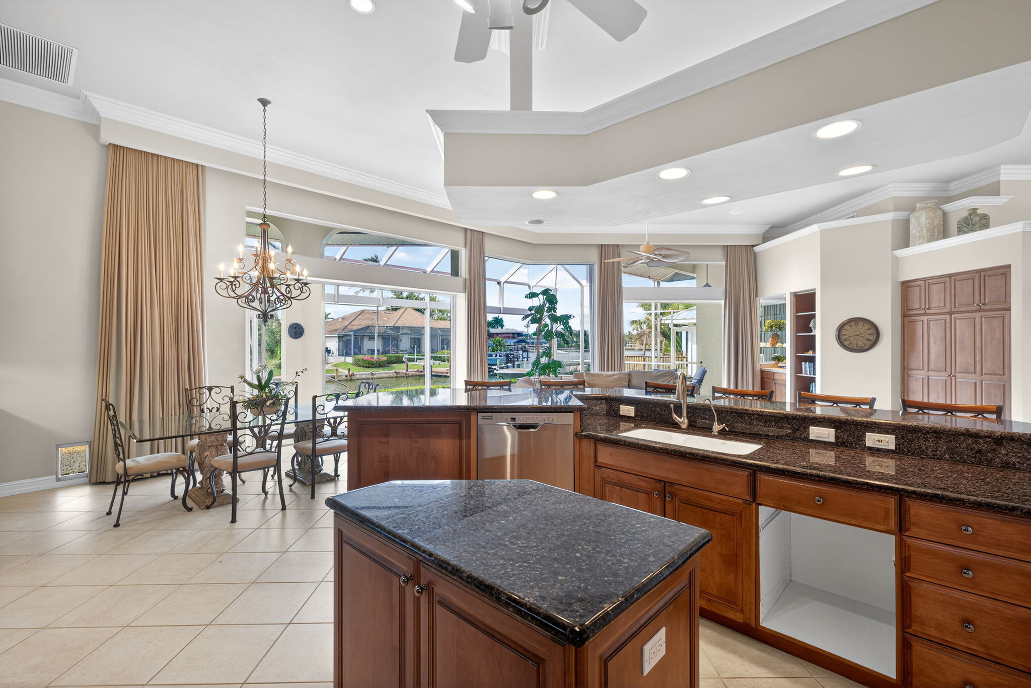 Kitchen 3 of 3