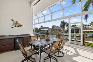 Lanai 1 of 2