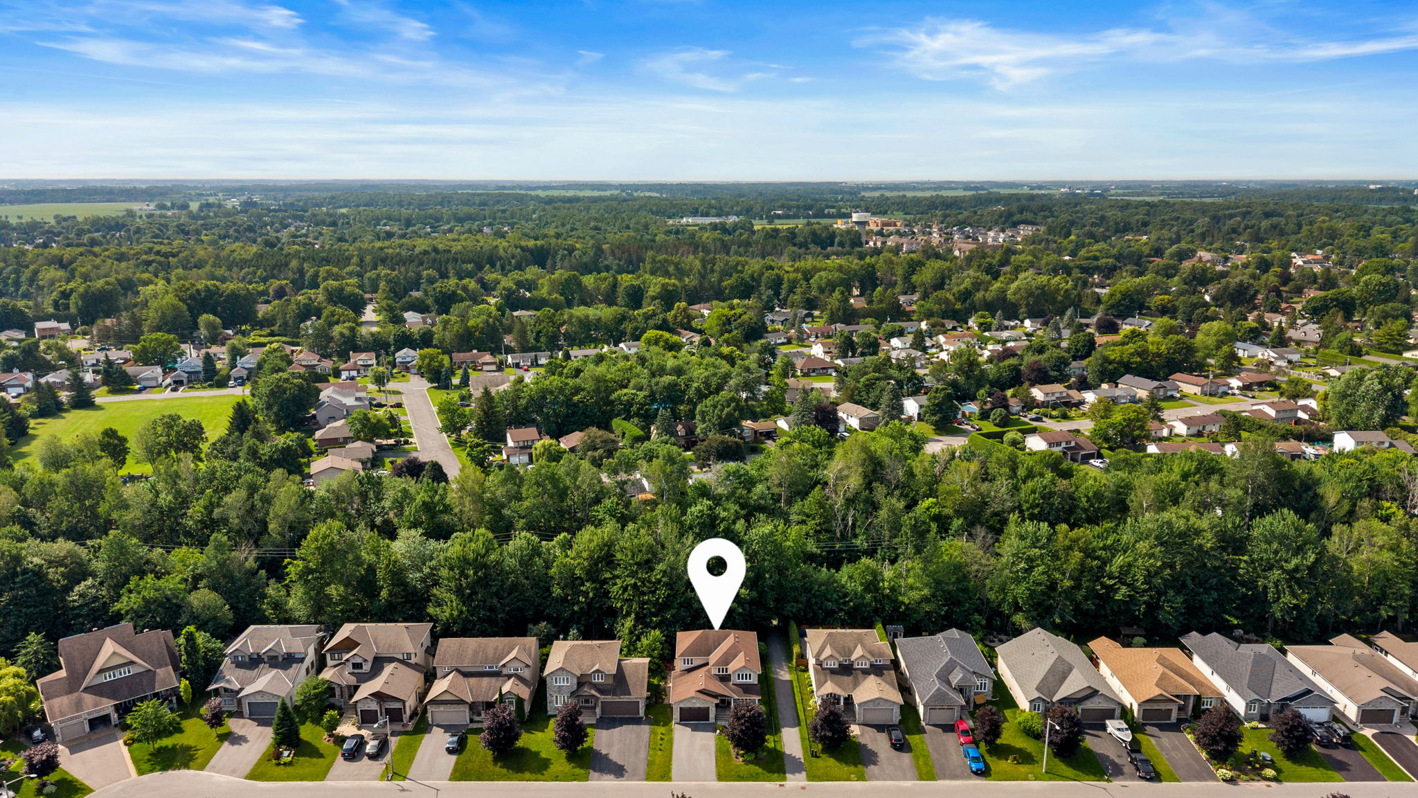 Photo 69