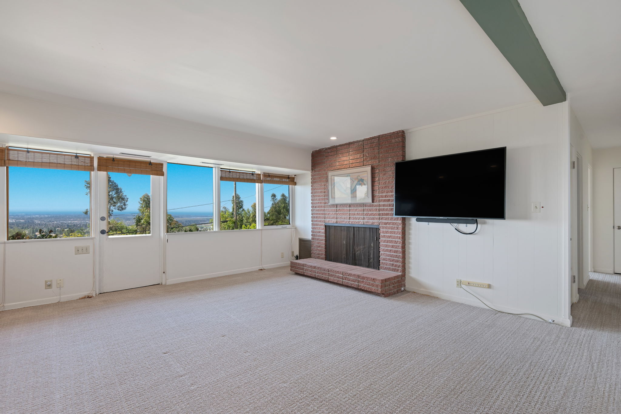 25 - Rec Room
