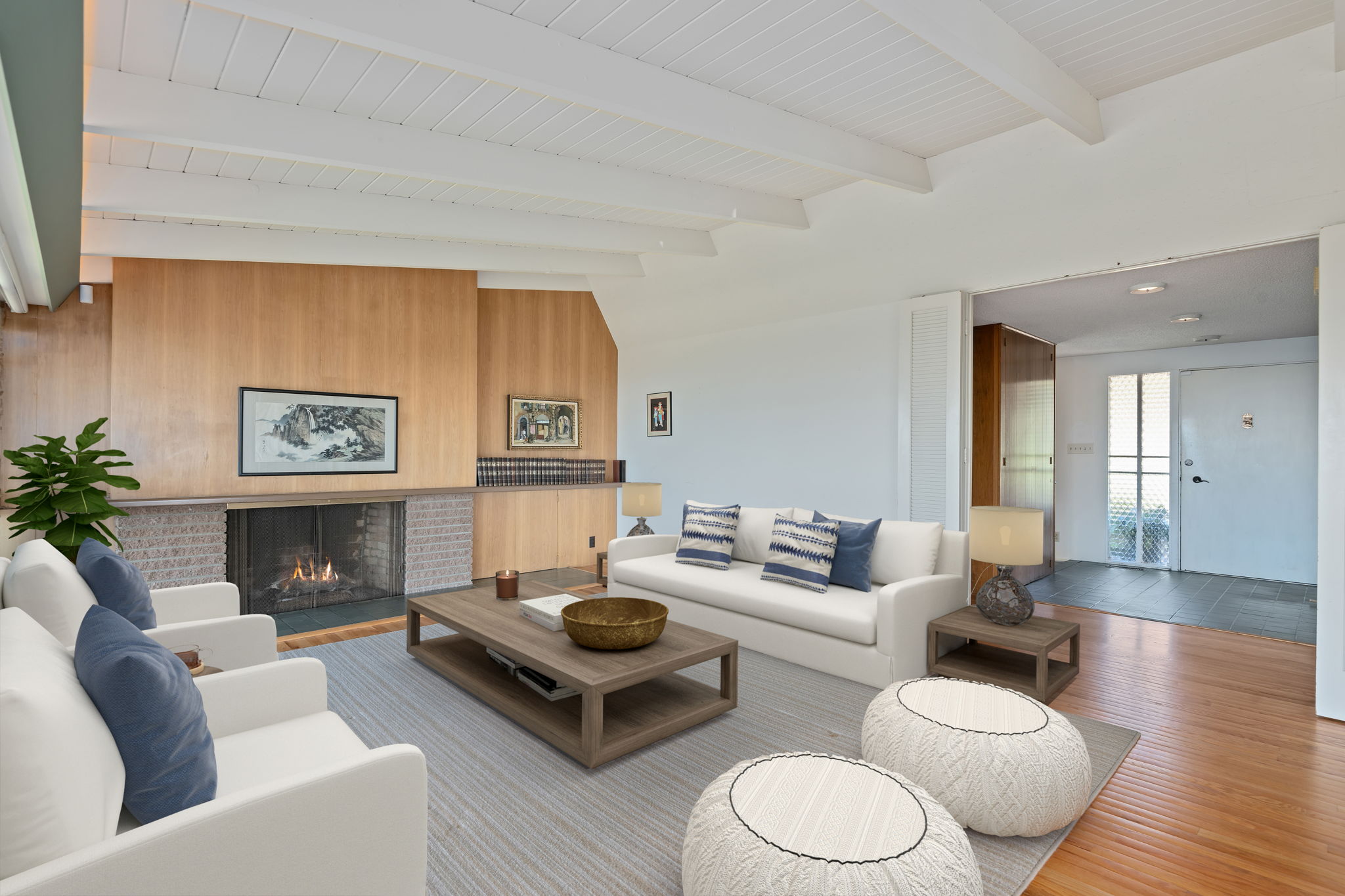 03 - Living Room (virtual staging)