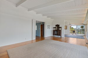 07 - Living Room