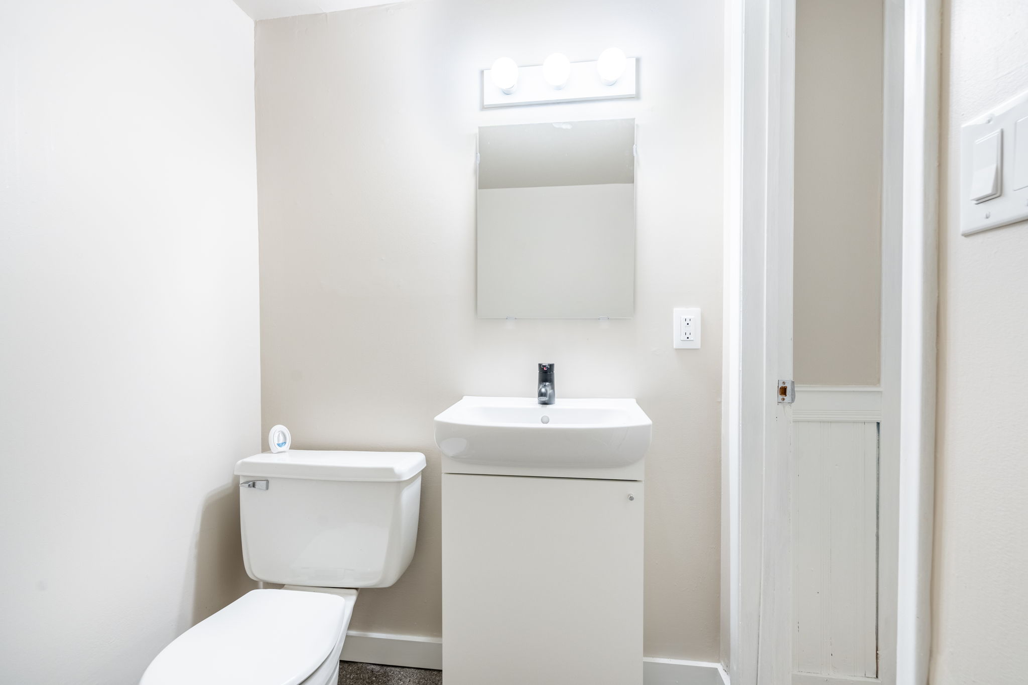 140 Victor Blvd, Hamilton-40