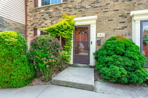 140 Victor Blvd, Hamilton-7