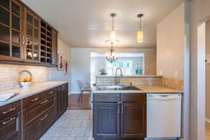 140 Victor Blvd, Hamilton-14