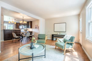 140 Victor Blvd, Hamilton-23