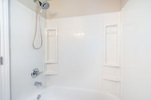 140 Victor Blvd, Hamilton-27