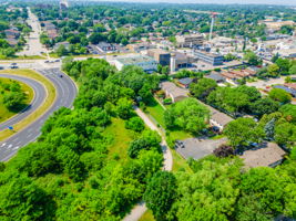 140 Victor Blvd, Hamilton-64