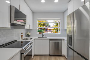 010_1400 Bowe Ave 1105 