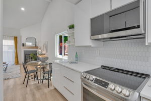 014_1400 Bowe Ave 1105 