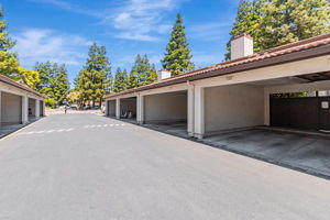 032_1400 Bowe Ave 1105 