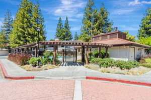 034_1400 Bowe Ave 1105 