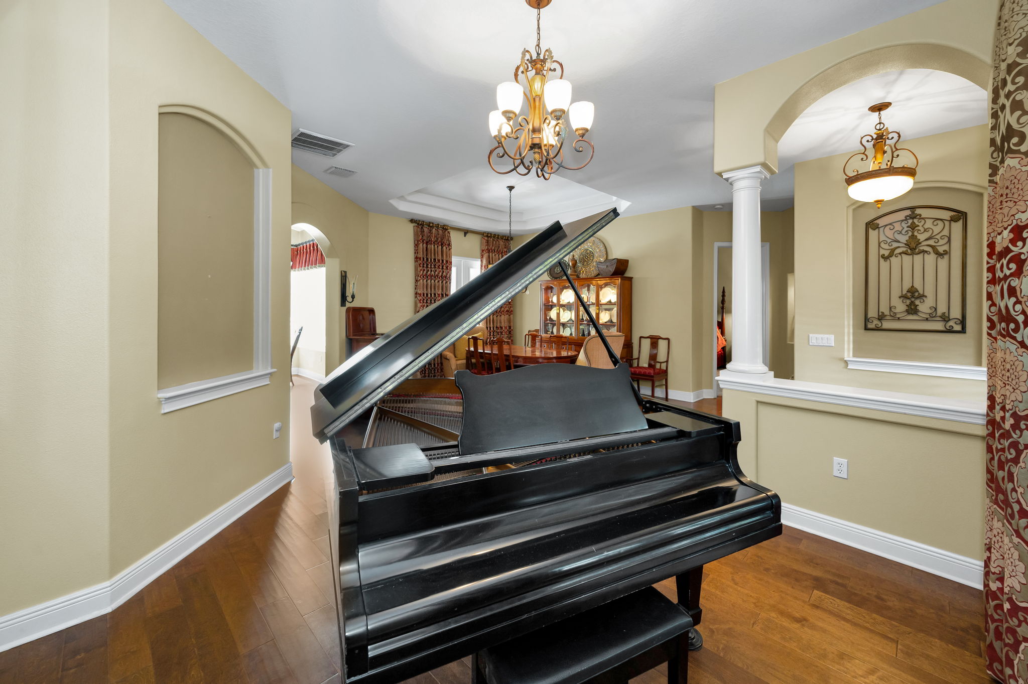 Piano Room2