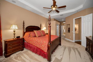 Primary Bedroom1b