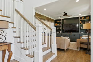  Photo 31