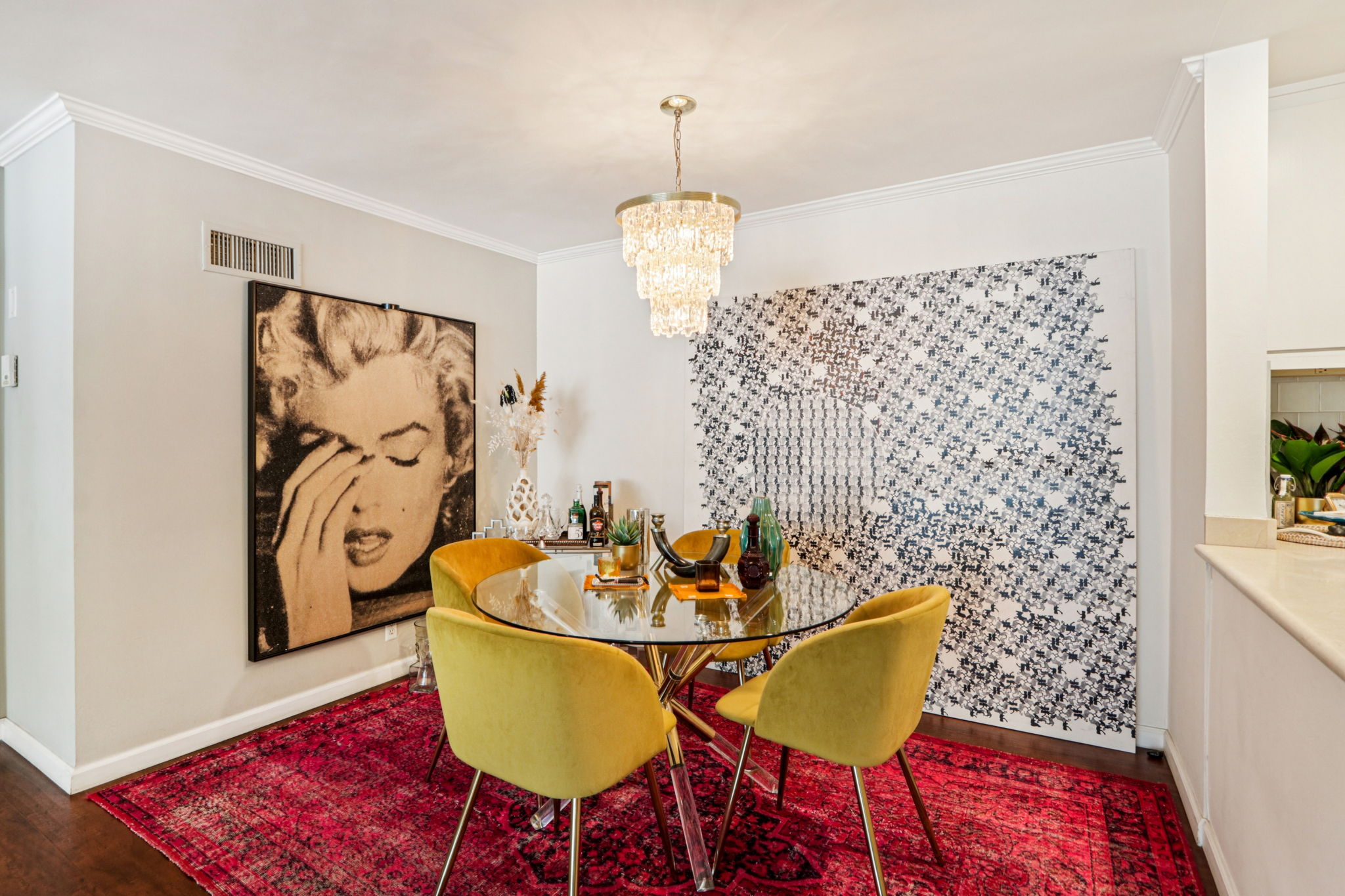 Calm Sweet Dining Room