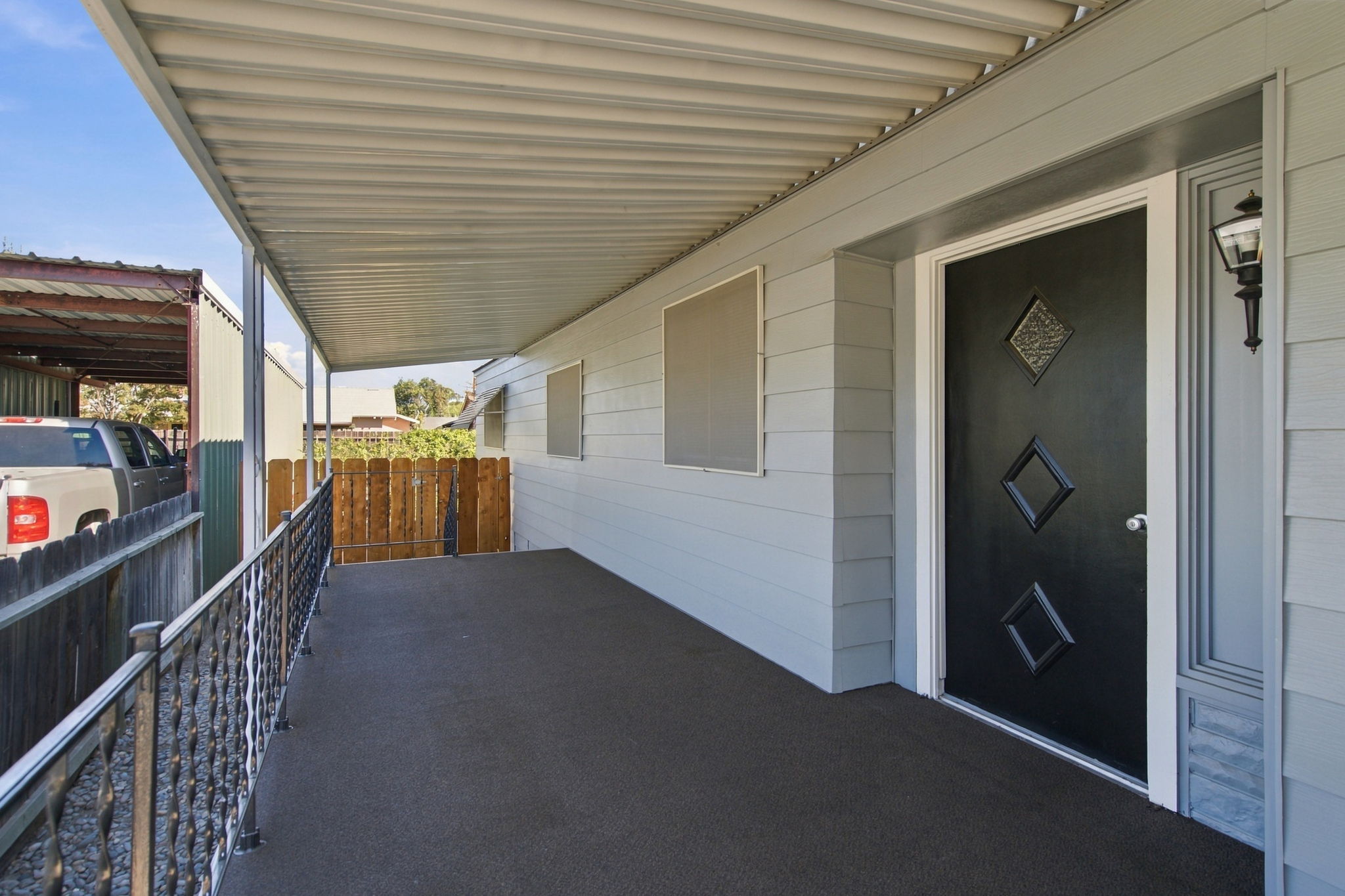  Photo 7