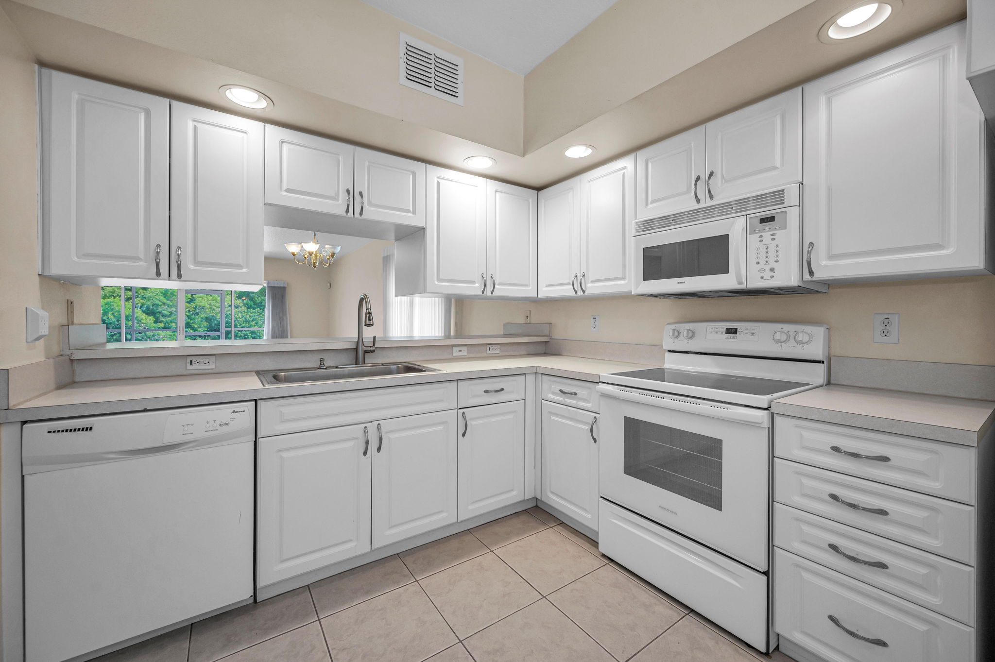 Kitchen1