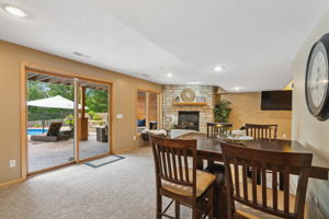 17_Interior