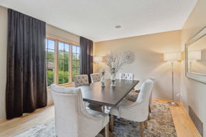 13_Interior
